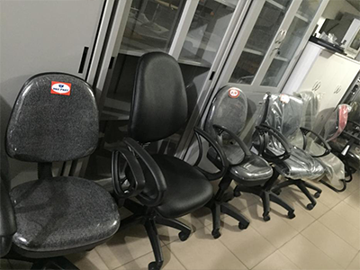 Ghế nệm xoay 03